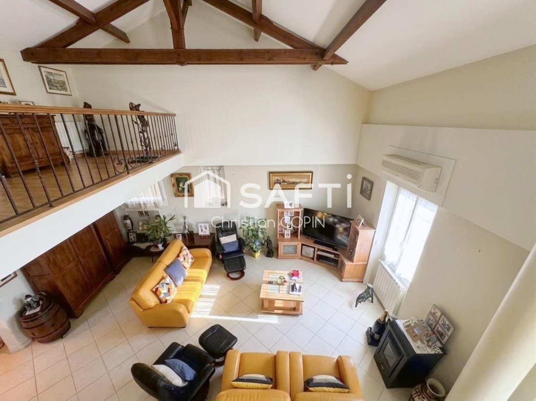 Apartamento en Aguillon, Tolón, Francia 2 - 18810997