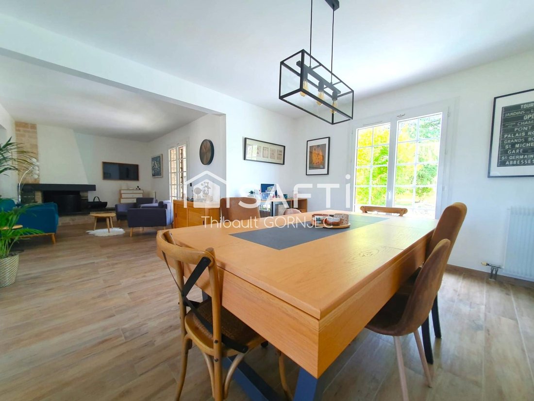 House in Noisy-sur-Ecole, Ile-de-France, France 3 - 18259628