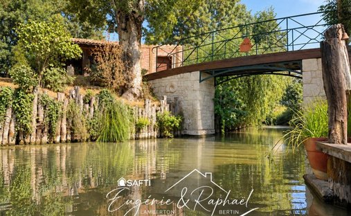 Casa a Saint-Hilaire-la-Palud, Nuova Aquitania, Francia 1