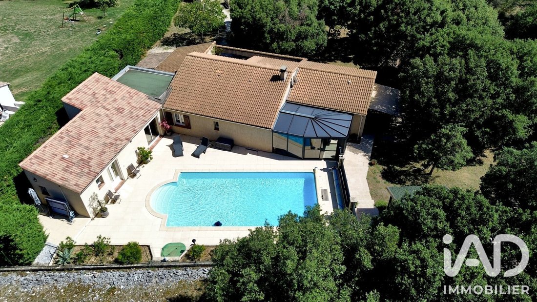 House in Saint-Marcel-d'Ardeche, Auvergne-Rhône-Alpes, France 1 - 18812411