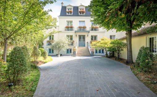 House in Fontenay-sous-Bois, Ile-de-France, France 1