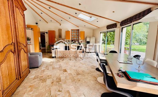 House in Bourgchevreuil, Cesson-Sévigné, France 1