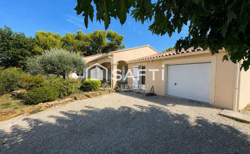 House in Buisson, Provence-Alpes-Côte d'Azur, France 1
