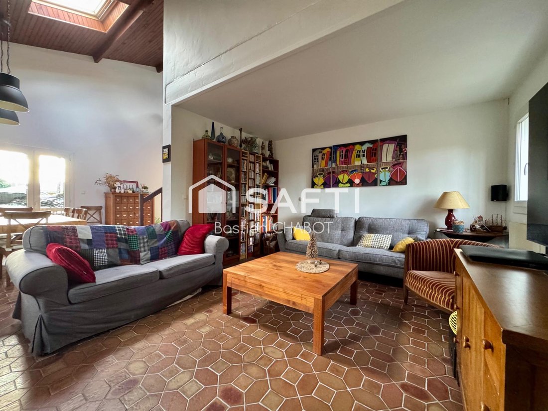House in Le Las, Saint-Jean-d'Illac, France 5 - 18811001