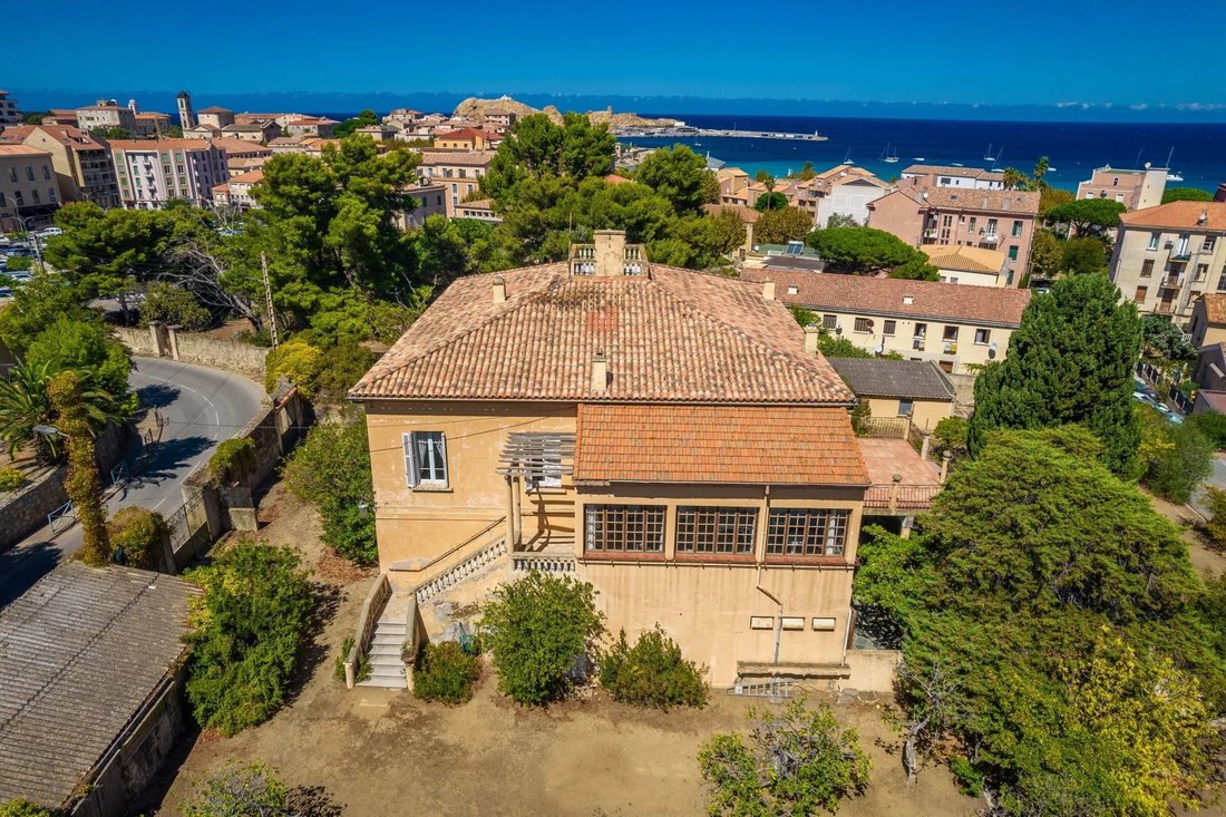 Haus in L'Île-Rousse, Korsika, Frankreich 5 - 18810734
