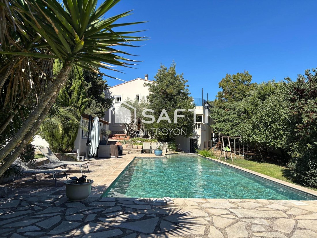 House in Ganteaume, Aubagne, France 1 - 18803281