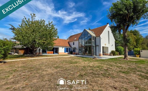 Haus in Le Plessis-Feu-Aussoux, Île-de-France, Frankreich 1