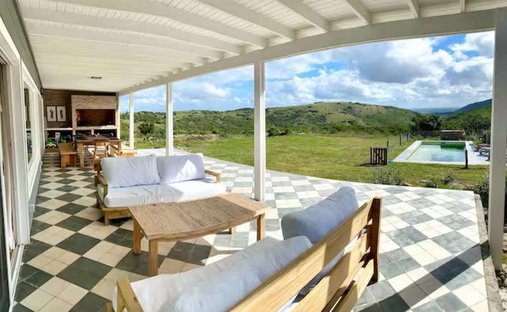 Country House in Aguas Blancas, Lavalleja Department, Uruguay 1