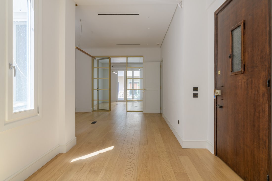 Apartment in Sunoikia Kolonakiou, 1st District of Athens, Athens 1 - 17324071