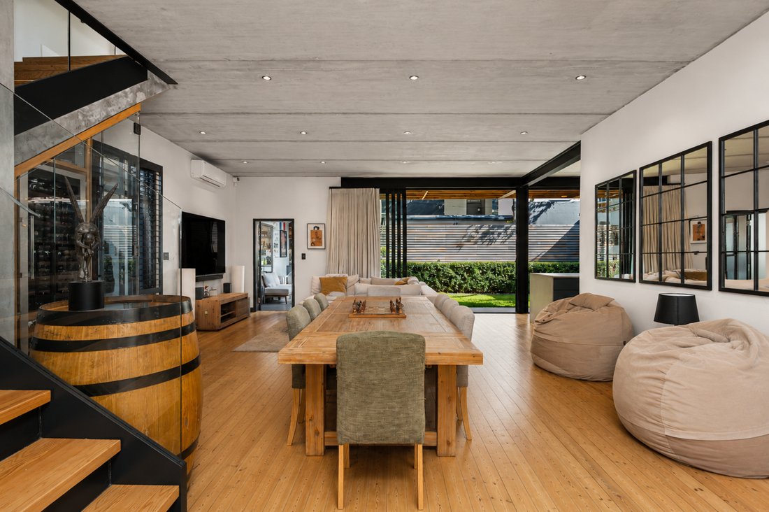 House in Sea Point, Cape Town, South Africa 4 - 18810872