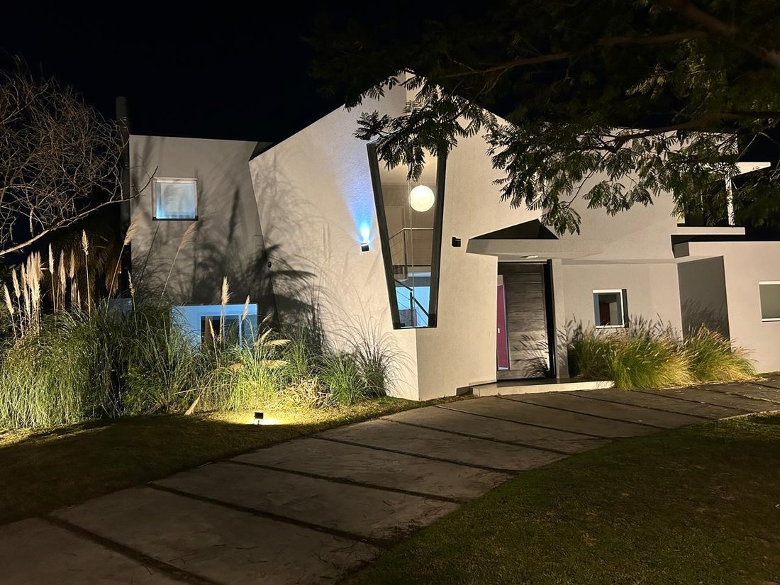 House in Tigre, Buenos Aires Province, Argentina 1 - 18810914