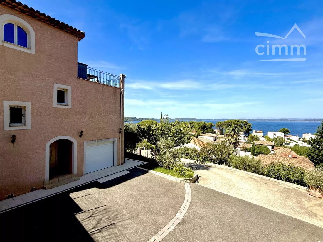 Casa en Saint-Mitre-les-Remparts, Provenza-Alpes-Costa Azul, Francia 4 - 18812834