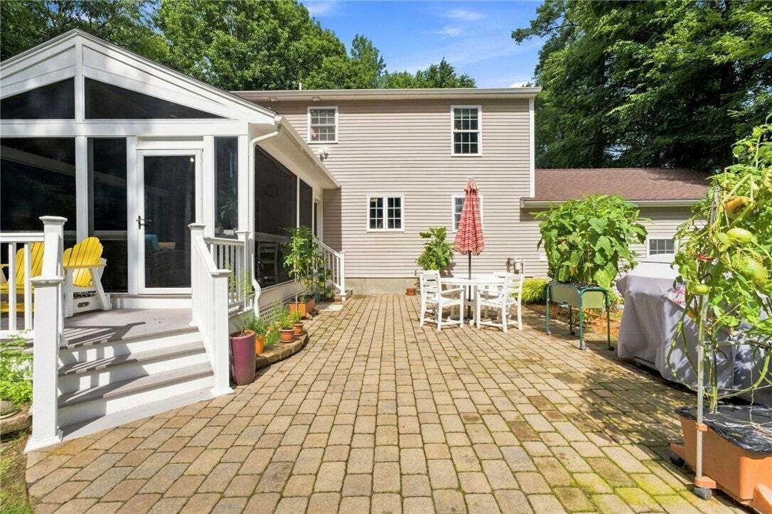 House in Burrillville, Rhode Island, United States 5 - 18813552