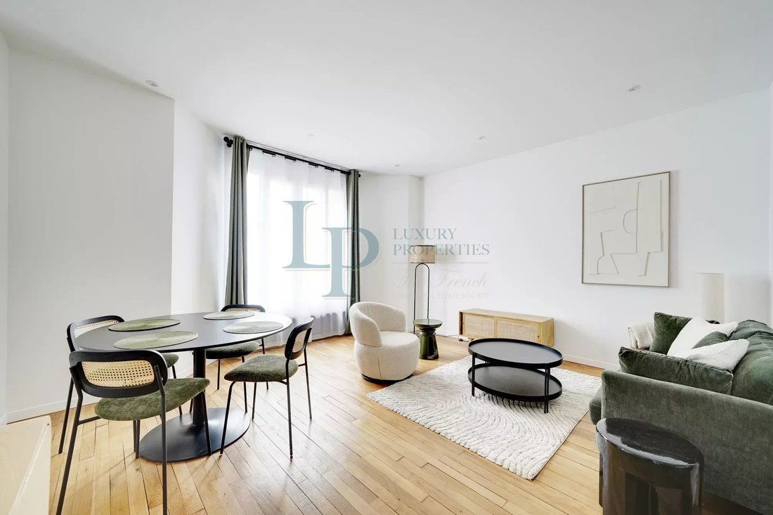 Apartment in Auteuil Sud, Paris 16e Arrondissement, Paris 2 - 18815543