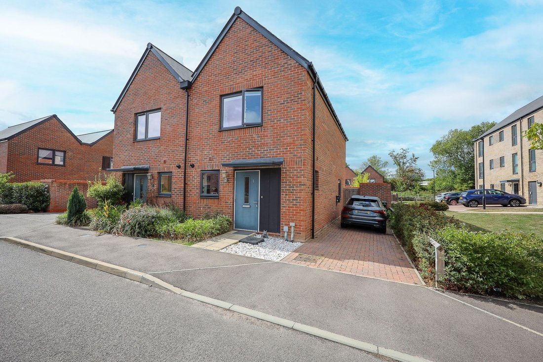 Maison à Burgess Hill, Angleterre 1 - 18812725