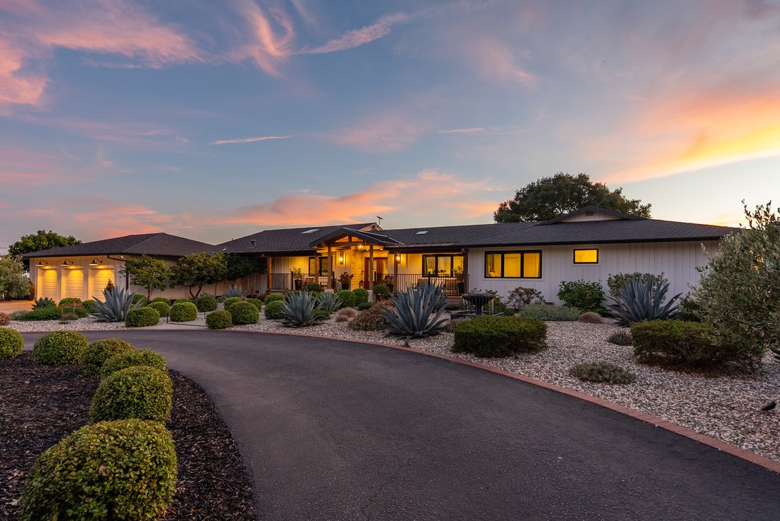 House in Watsonville, California, United States 1 - 18813401