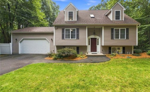 House in Burrillville, Rhode Island, United States 1