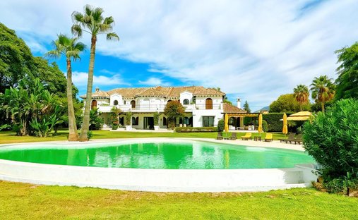 Villa in Estepona, Andalusia, Spain 1