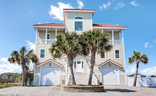 Casa en North Topsail Beach, Carolina del Norte, Estados Unidos 1