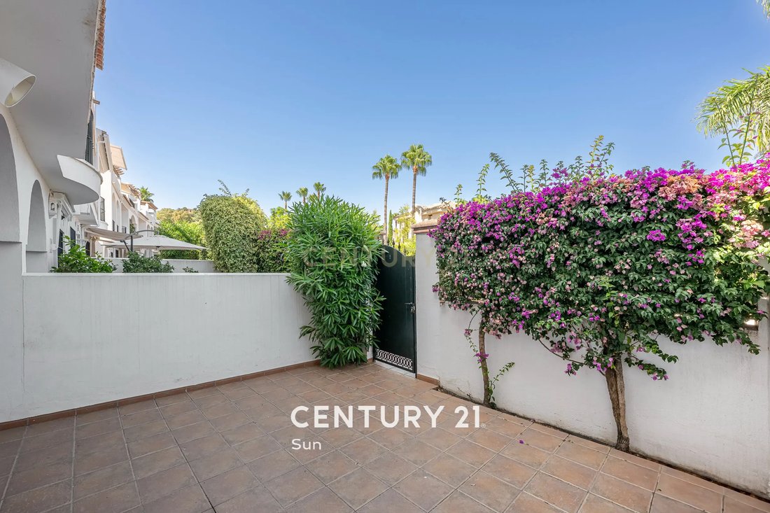 Villa à Nueva Andalucia, Marbella, Espagne 3 - 15866843