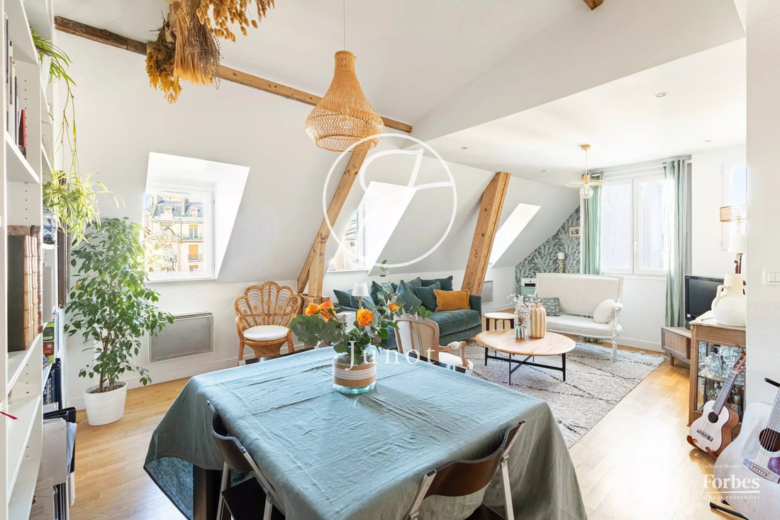 Apartment in Clichy-Trinité, Paris 9e Arrondissement, Paris 1 - 18812420