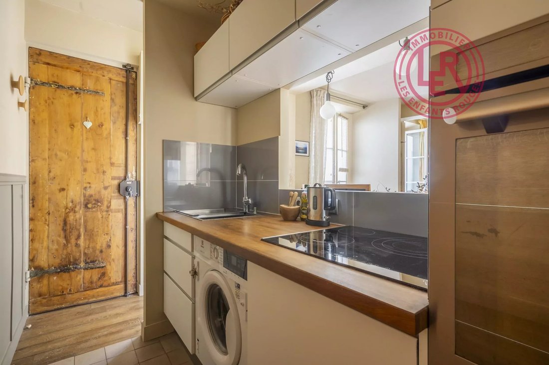 Apartment in Arts et Métiers, Paris 3e Arrondissement, Paris 5 - 18812816
