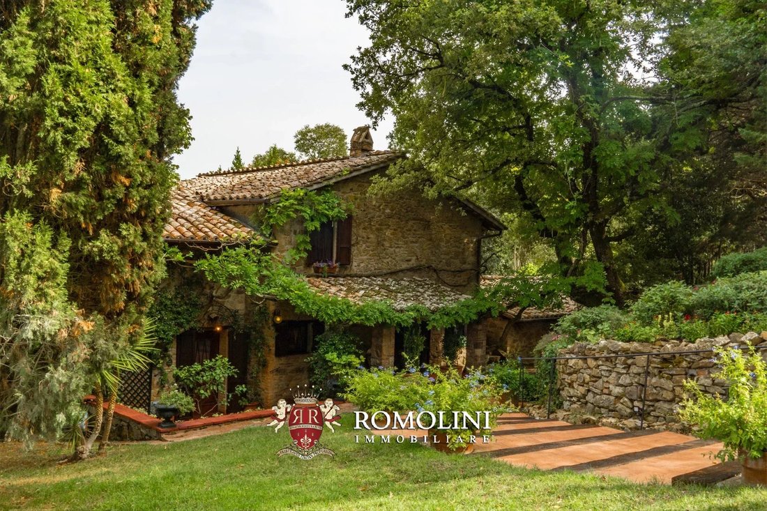 Casa en Magione, Umbría, Italia 5 - 18813129