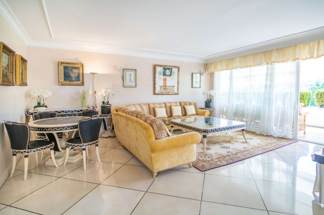 Apartment in Puerto Banus, Marbella, Spain 3 - 18811715