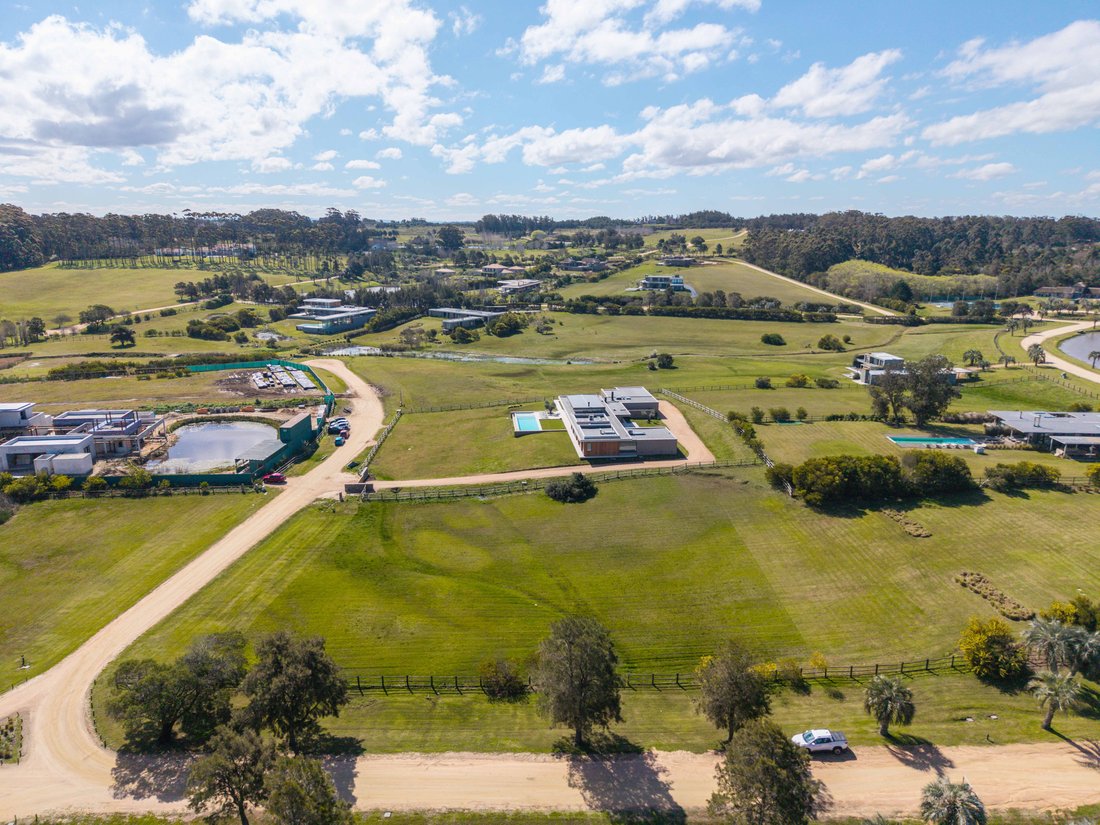 Land in Laguna Estates, Departamento Maldonado, Uruguay 4 - 18808410