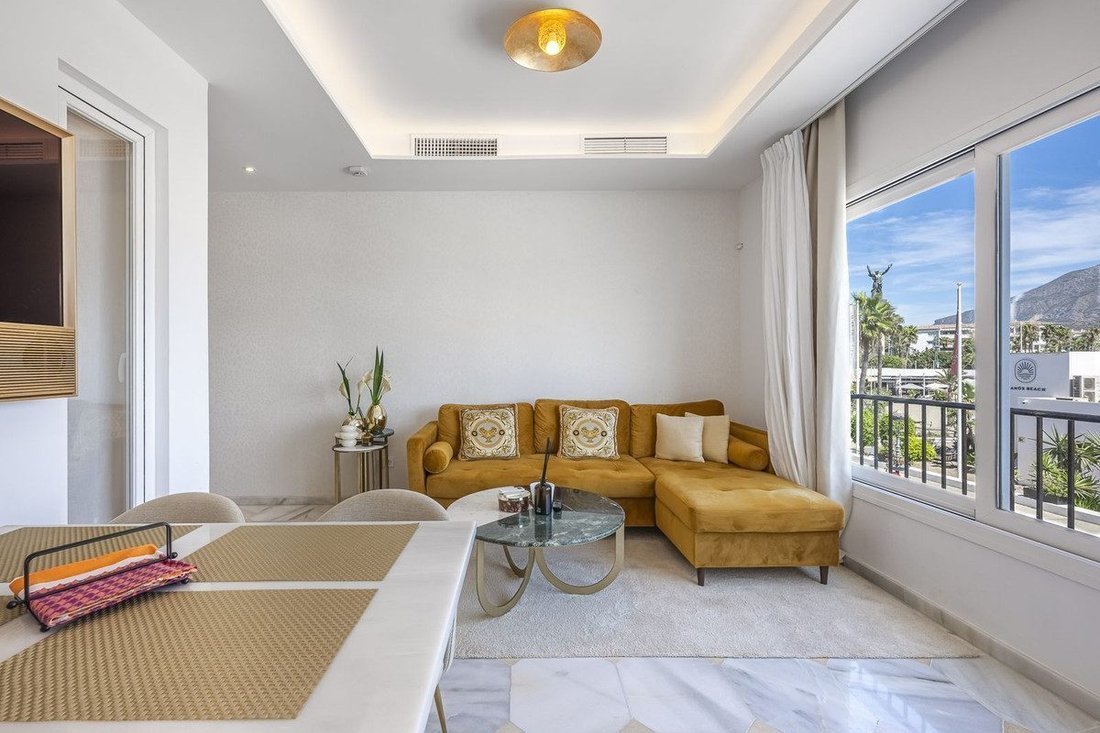 Wohnung in Puerto Banús, Marbella, Spanien 4 - 18811432