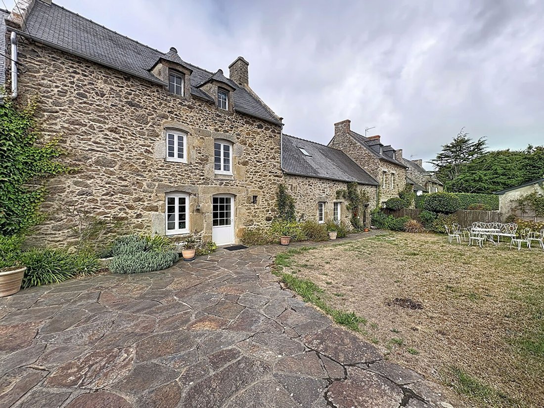 House in Saint-Lunaire, Brittany, France 3 - 18815542