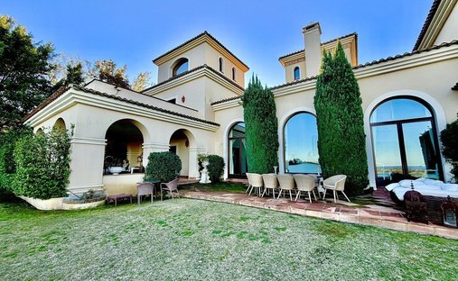 Villa in Sotogrande, San Roque, Andalusien 1