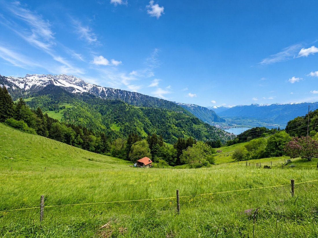 Chalet in Veytaux, Vaud, Switzerland 1 - 18814118