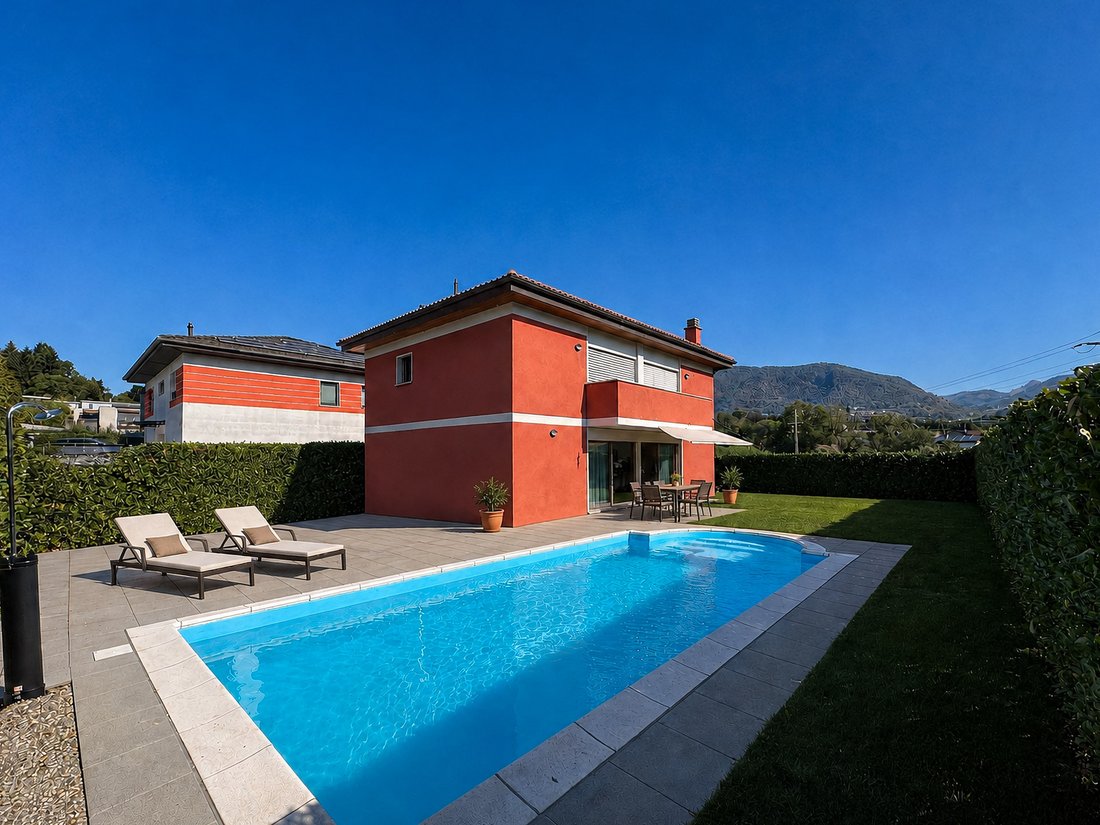 House in Novazzano, Ticino, Switzerland 1 - 18811834