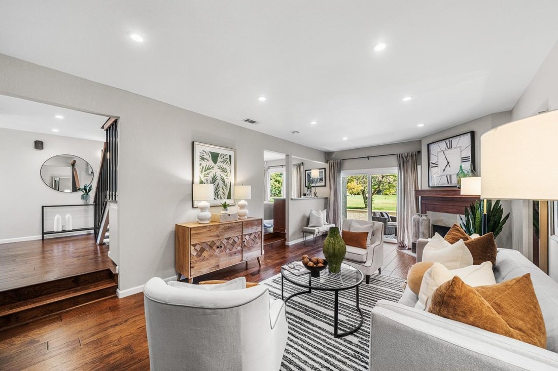 Townhouse in Santa Clara, California, United States 2 - 18811459