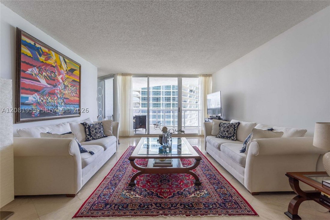 Appartement à Golden Beach, Floride, États-Unis 1 - 18813776