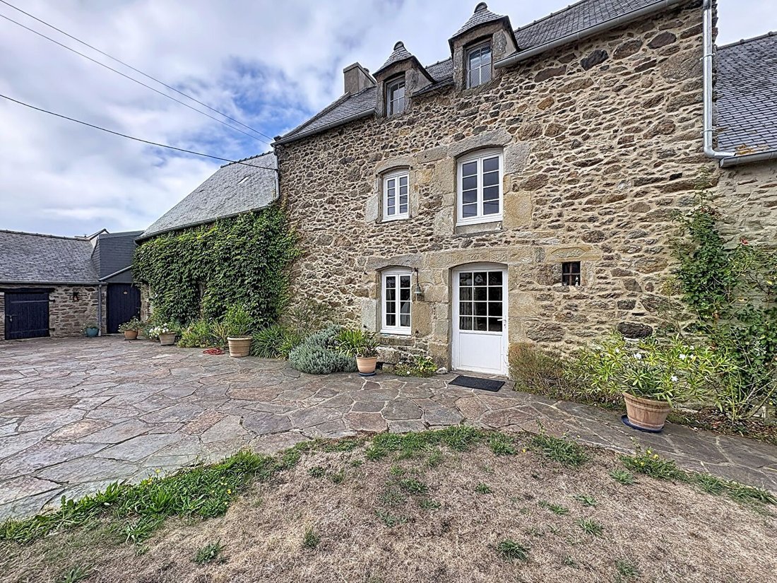 House in Saint-Lunaire, Brittany, France 2 - 18815542