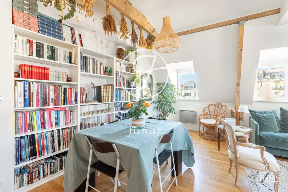 Apartment in Clichy-Trinité, Paris 9e Arrondissement, Paris 3 - 18812420
