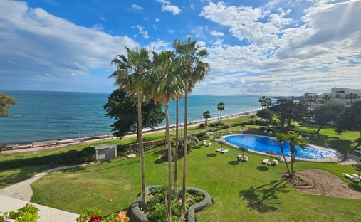 Apartment in Estepona, Andalusia, Spain 1