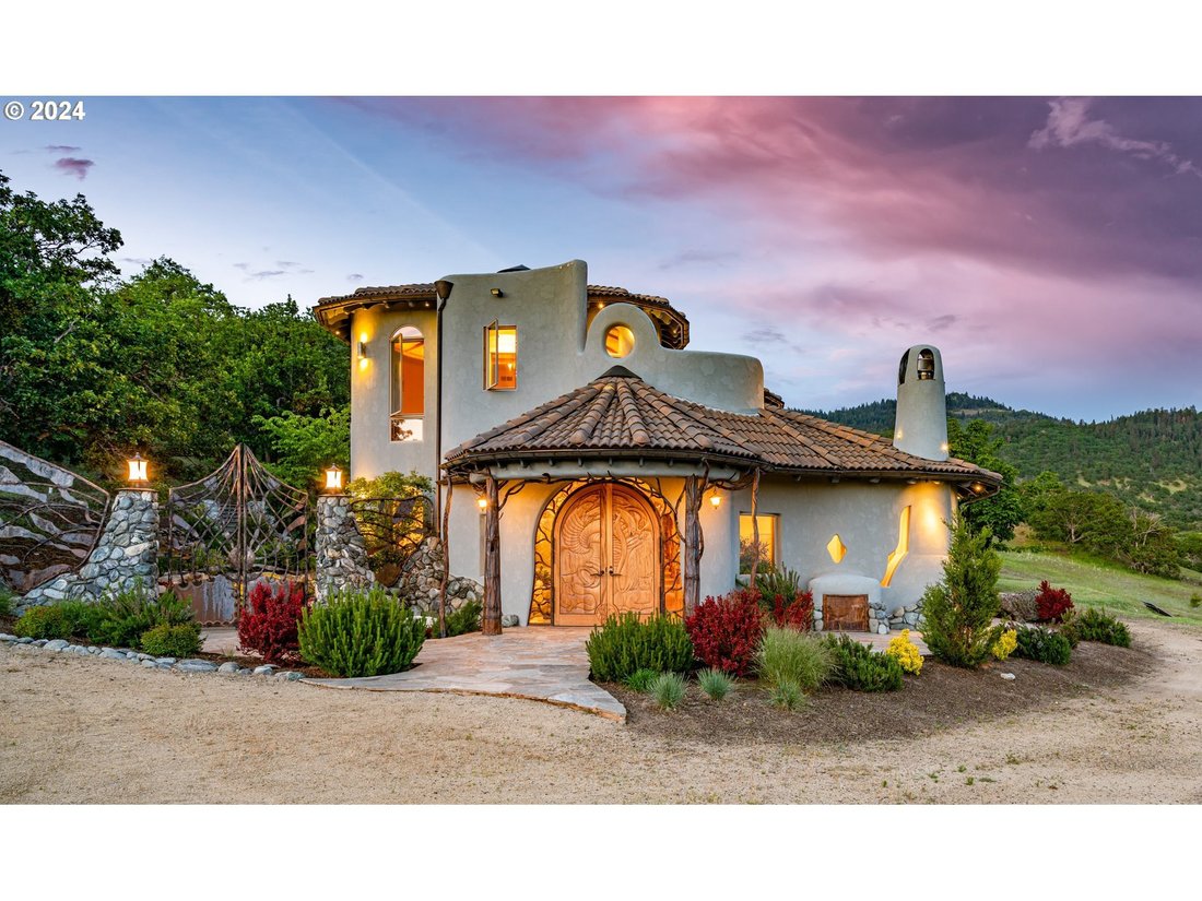 Maison à Ashland, Oregon, États-Unis 2 - 18812327