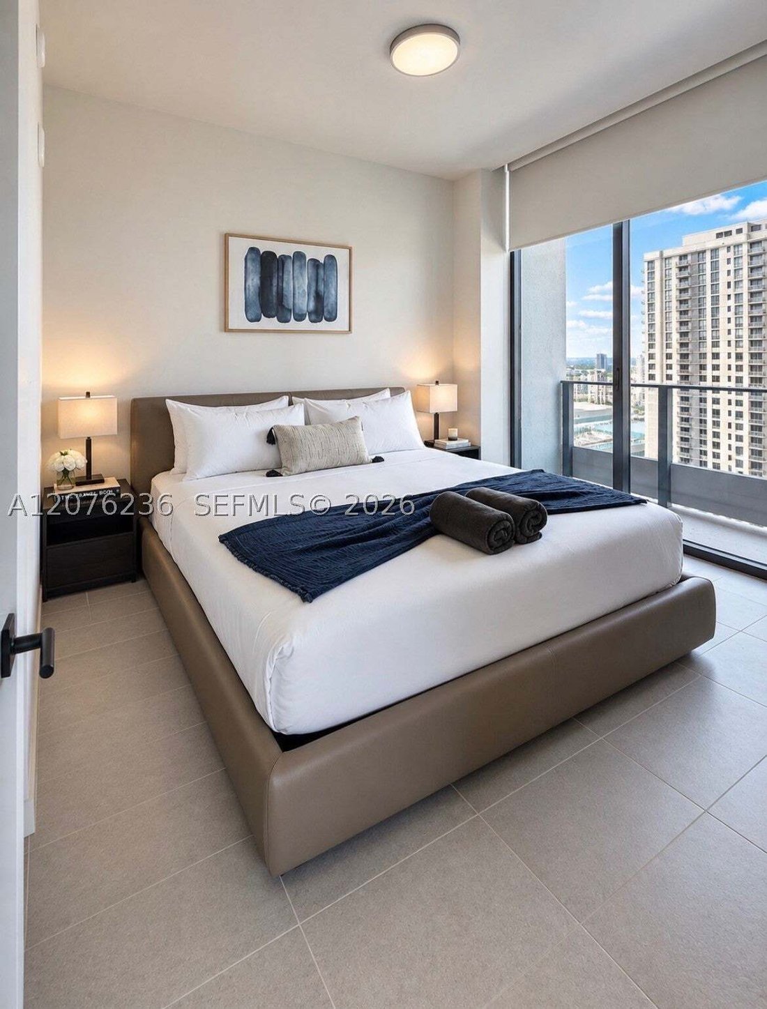 Condo in Miami, Florida, United States 2 - 18727076