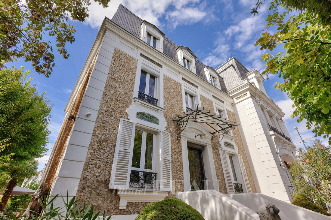 House in La Varenne, Saint-Maur-des-Fossés, France 1 - 18812142