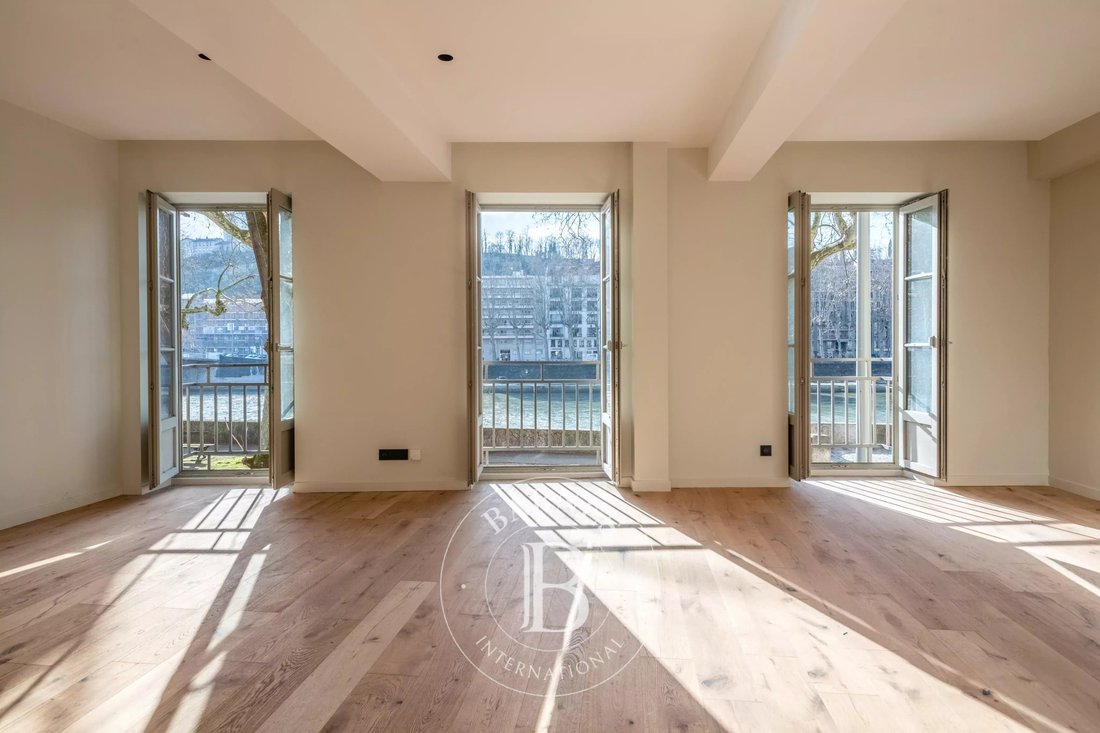 Appartamento a Plateau de la Croix Rousse-Saône, Lyon 4e Arrondissement, Lione 1 - 17348811
