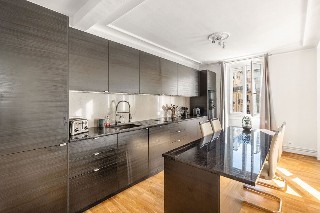 Apartment in La Fourche-Guy Môquet, Paris 17e Arrondissement, Paris 3 - 18813173