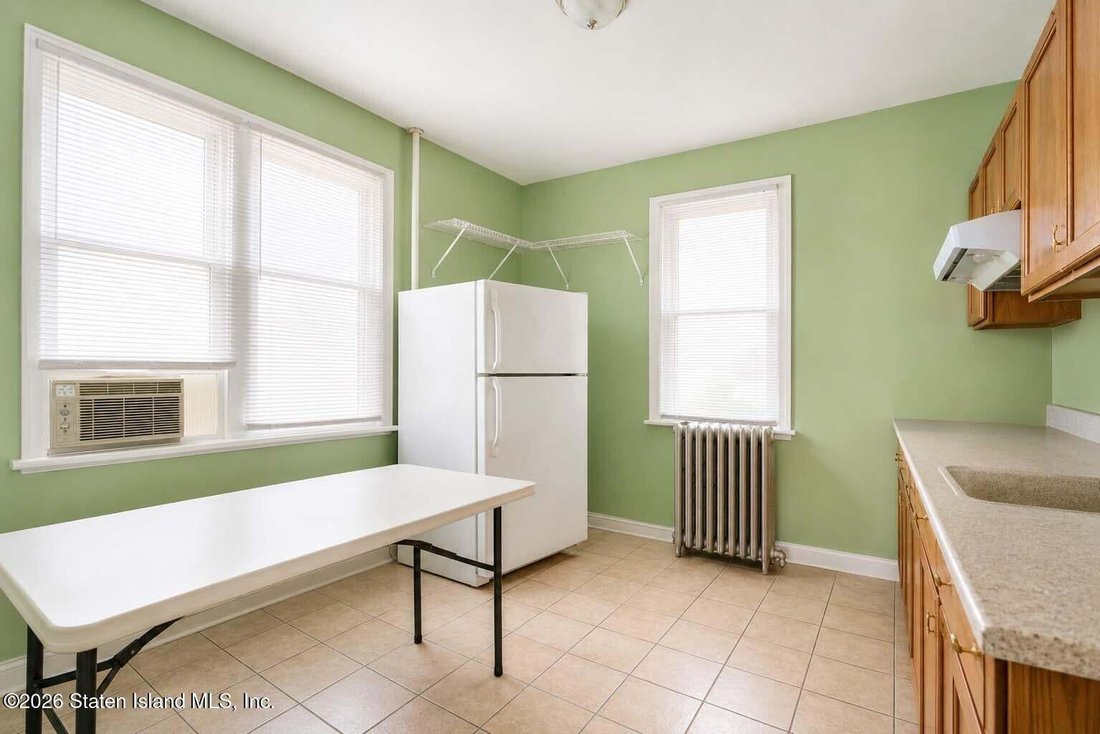 New York, New York, United States 4 - 18814231