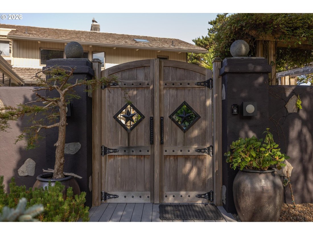 House in Seal Rock, Oregon, United States 3 - 18812145