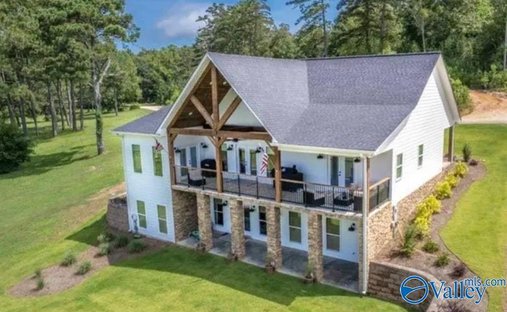 House in Leesburg, Alabama, United States 1