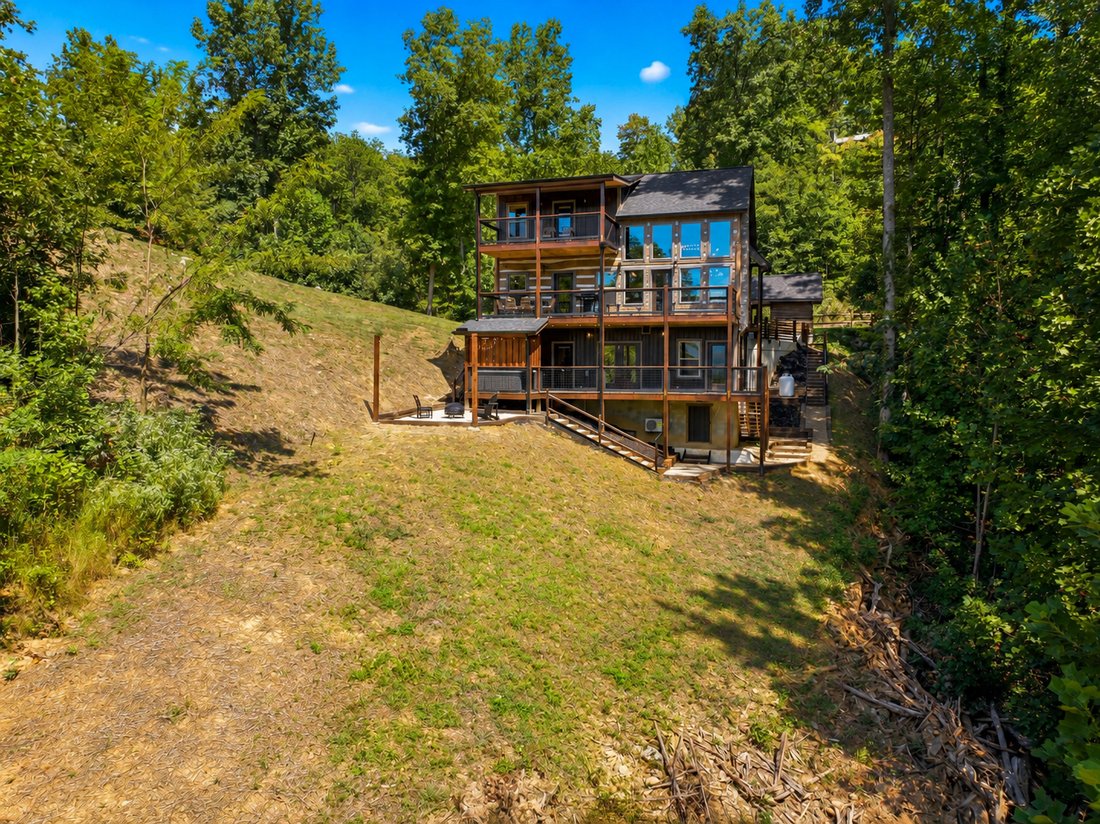 House in Gatlinburg, Tennessee, United States 2 - 18606143