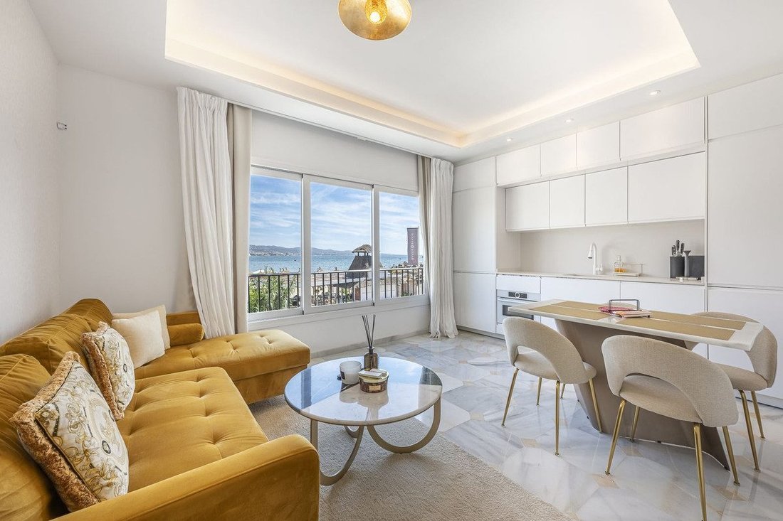 Wohnung in Puerto Banús, Marbella, Spanien 2 - 18811432