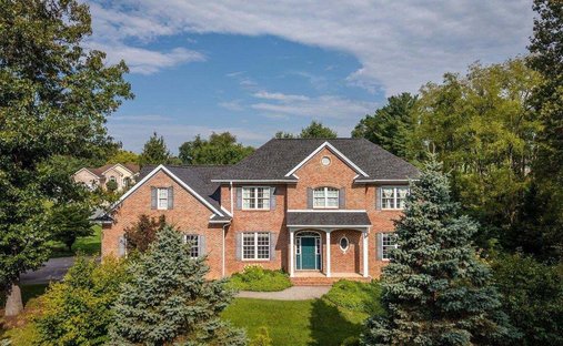 House in Massanetta Springs, Virginia, United States 1
